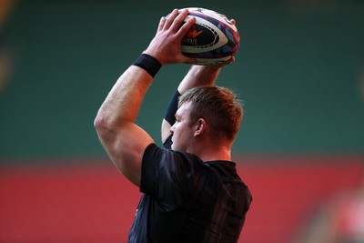 030325 - Wales Rugby Training at the Principality Stadium at the start of the week leading up to their 6 Nations game against Scotland - Dewi Lake during training