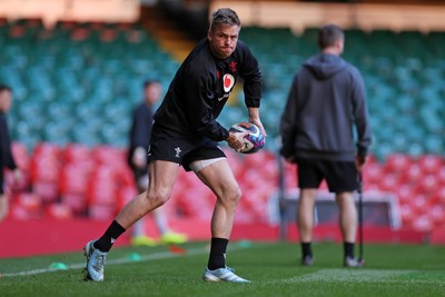 030325 - Wales Rugby Training at the Principality Stadium at the start of the week leading up to their 6 Nations game against Scotland - Gareth Anscombe during training