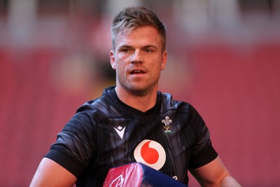 030325 - Wales Rugby Training at the Principality Stadium at the start of the week leading up to their 6 Nations game against Scotland - Gareth Anscombe during training