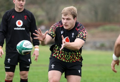 030326 - Wales Rugby Training ahead of their 6 Nations game against Ireland this week - Archie Griffin during training