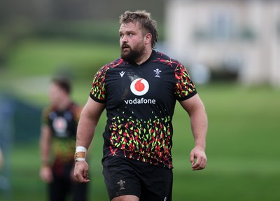 030326 - Wales Rugby Training ahead of their 6 Nations game against Ireland this week - Tomas Francis during training