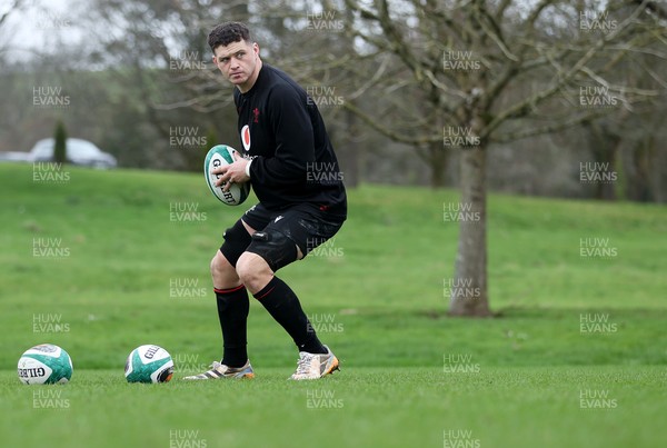 030326 - Wales Rugby Training ahead of their 6 Nations game against Ireland this week - James Botham during training