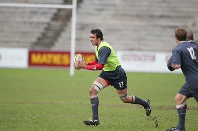03.06.08 Wales rugby in S.Africa... Wales Jonathan Thomas during training at Stellenbosch University.   