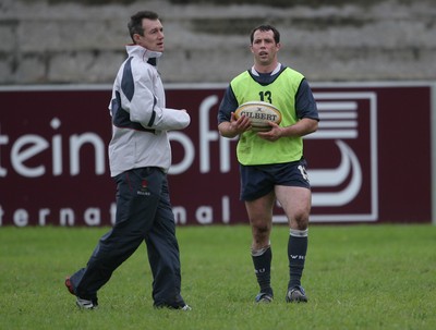 03.06.08 Wales rugby in S.Africa... Wales gareth Cooper and Rob Howley during training at Stellenbosch University.   