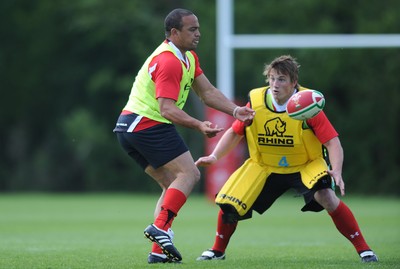 03.06.10 - Wales Rugby Training - Gavin Thomas in action during training. 