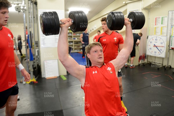 030613 - Wales Rugby Training -Jonathan Spratt during a gym session