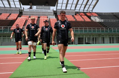 030725 - Wales Rugby Training ahead of their game against Japan on Saturday - Reuben Morgan-Williams during training