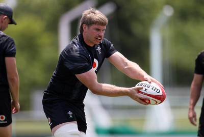 030725 - Wales Rugby Training ahead of their game against Japan on Saturday - Aaron Wainwright during training