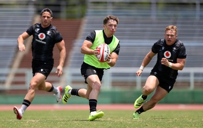 030725 - Wales Rugby Training ahead of their game against Japan on Saturday - Dan Edwards during training