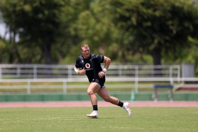 030725 - Wales Rugby Training ahead of their game against Japan on Saturday - Dewi Lake during training