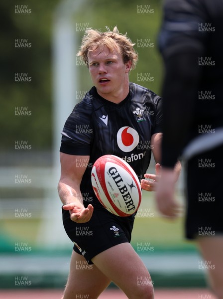 030725 - Wales Rugby Training ahead of their game against Japan on Saturday - Blair Murray during training
