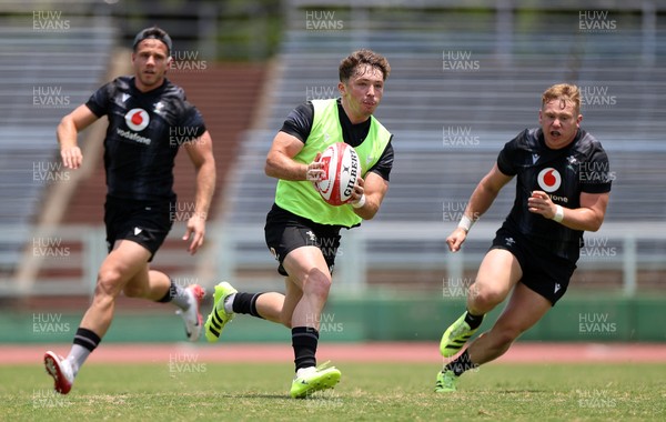 030725 - Wales Rugby Training ahead of their game against Japan on Saturday - Dan Edwards during training