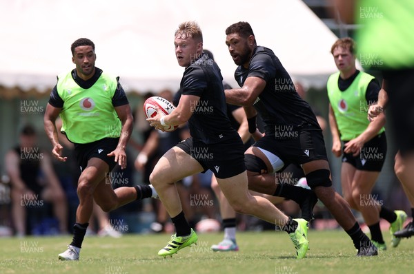 030725 - Wales Rugby Training ahead of their game against Japan on Saturday - Sam Costelow during training