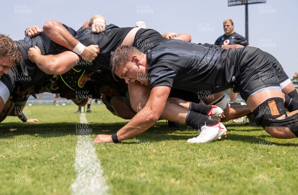 030725 - Wales Rugby Training ahead of their game against Japan on Saturday - Alex Mann during training