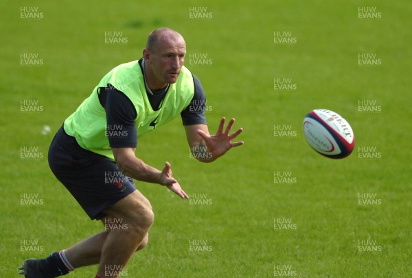 03.08.07 - Wales Rugby Training - Gareth Thomas during training 