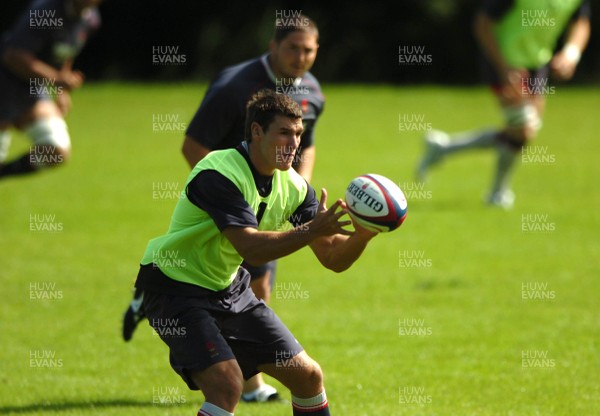 03.08.07 - Wales Rugby Training - Tom James during training 
