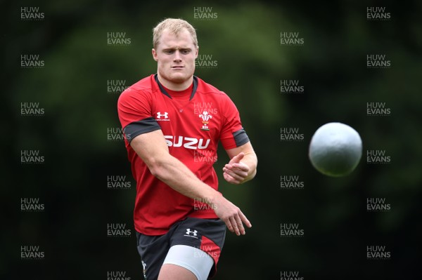 030919 - Wales Rugby Training - Aled Davies during training