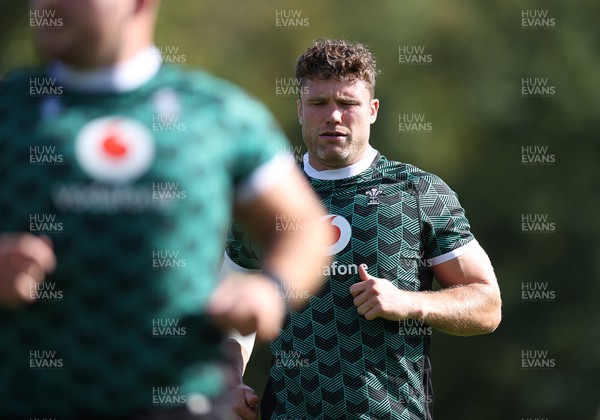 031023 - Wales Rugby Training in the week leading up to their final pool match against Georgia - Will Rowlands during training