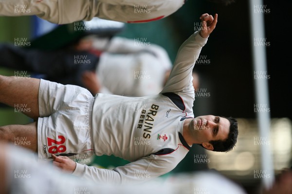 03.11.06...Wales Rugby Training, Millennium Stadium Wales captain Stephen Jones during training 