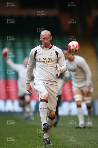 03.11.06...Wales Rugby Training, Millennium Stadium Wales Gareth Thomas during training 