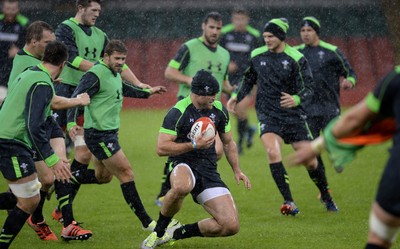 031114 - Wales Rugby Training -Jamie Roberts during training