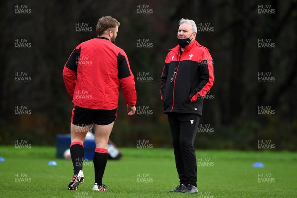 031220 - Wales Rugby Training - Tomas Francis and Wayne Pivac during training