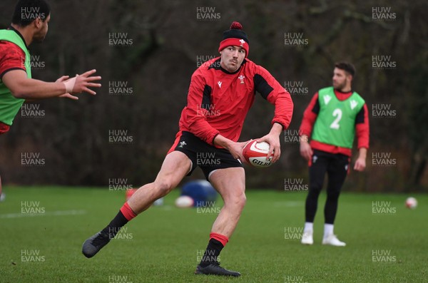 031220 - Wales Rugby Training - Johnny Williams during training