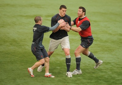 04.02.08 - Wales Rugby Training - Ian Evans in action during training 