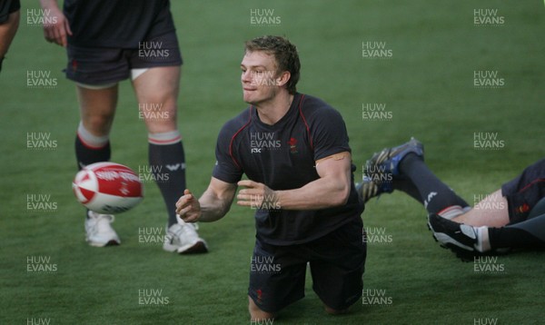 04.02.08 Wales Rugby Training,Cardiff... Dwayne Peel. 