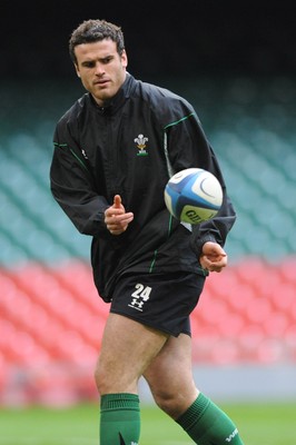 04.02.09 - Wales Rugby Training - Jamie Roberts at a training session ahead of his sides Six Nations match against Scotland 
