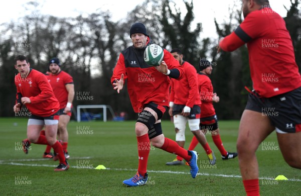 040220 - Wales Rugby Training - Alun Wyn Jones during training