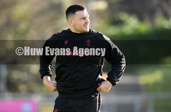 040222 - Wales Rugby Training - Ellis Jenkins during training