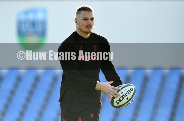 040222 - Wales Rugby Training - Johnny McNicholl during training