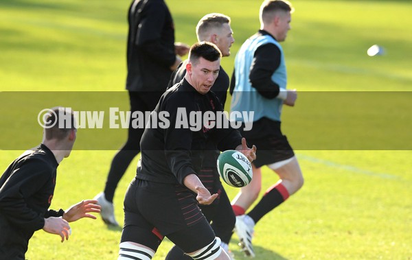 040222 - Wales Rugby Training - Adam Beard during training