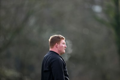 040226 - Wales Rugby Training ahead of their first Six Nations game against England - Rhys Carre during training