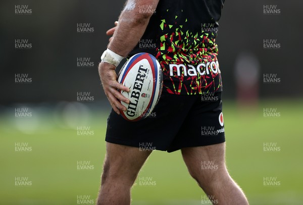 040226 - Wales Rugby Training ahead of their first Six Nations game against England - Liam Belcher during training