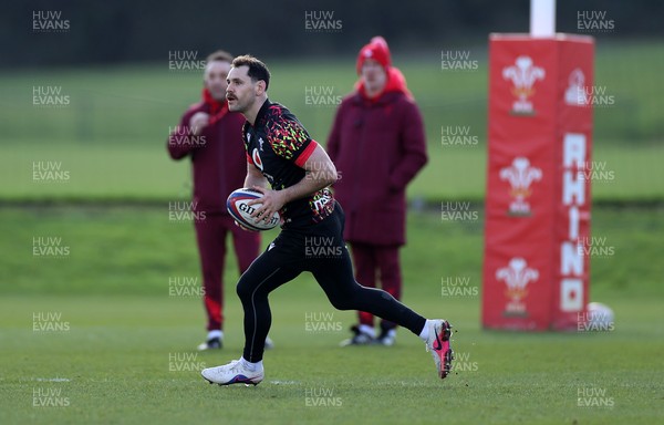 040226 - Wales Rugby Training ahead of their first Six Nations game against England - Tomos Williams during training