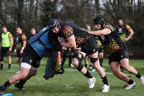 040226 - Wales Rugby Training ahead of their first Six Nations game against England - Adam Beard during training