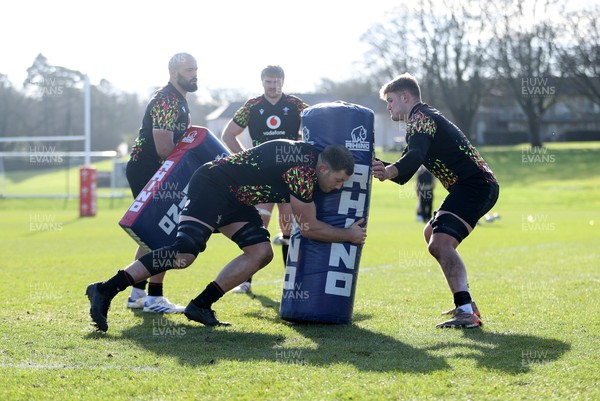 040226 - Wales Rugby Training ahead of their first Six Nations game against England - Ben Carter and Taine Plumtree during training
