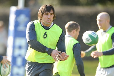 04.03.08 - Wales Rugby Training - Gavin Henson in action during training 