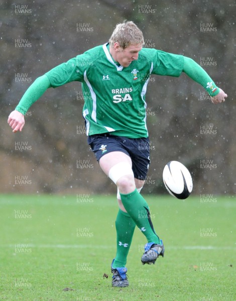 04.03.09 - Wales Rugby Training - Bradley Davies in action during training. 