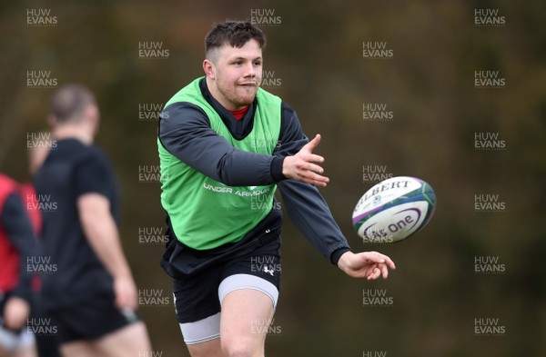 040319 - Wales Rugby Training - Steff Evans during training