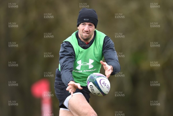 040319 - Wales Rugby Training - Justin Tipuric during training