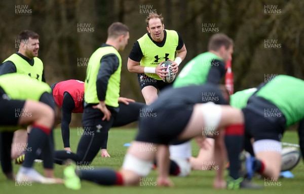 040319 - Wales Rugby Training - Alun Wyn Jones during training