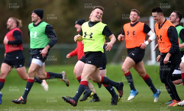 040319 - Wales Rugby Training - Jarrod Evans during training