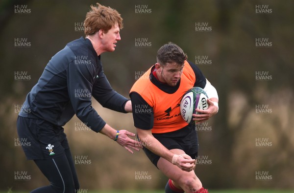 040319 - Wales Rugby Training - Elliot Dee during training