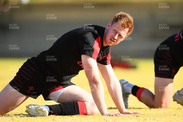 040722 - Wales Rugby Training - Rhys Patchell during training