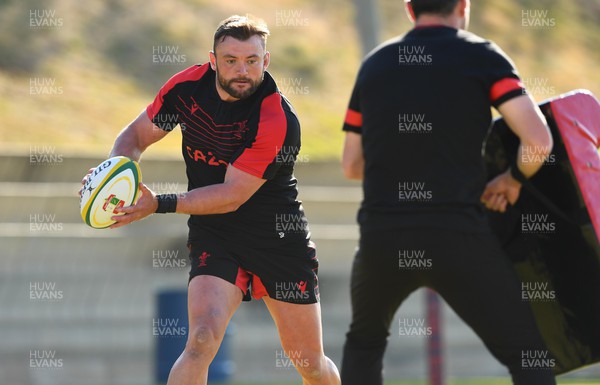040722 - Wales Rugby Training - Sam Parry during training