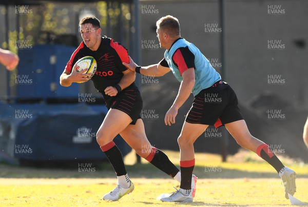 040722 - Wales Rugby Training - Owen Watkin during training