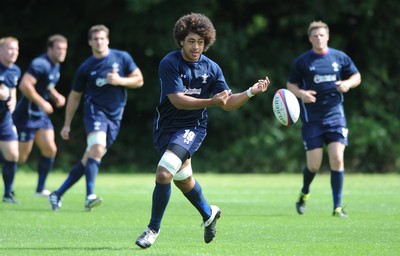 04.08.11 - Wales Rugby Training - Toby Faletau during training. 
